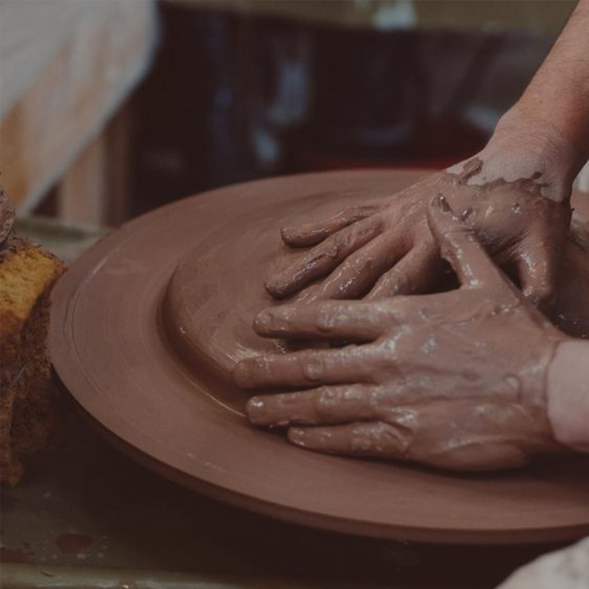 Animation cours de poterie à Giverny pour vos collaborateurs