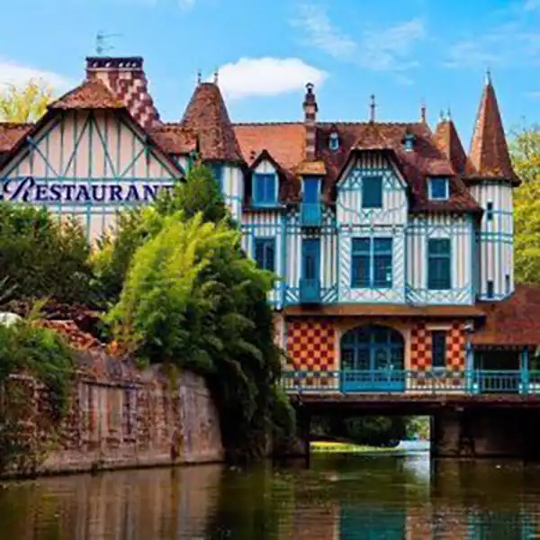 Île privative sur la Seine, pour vos séminaires et évènements en hôtel Restaurant étoiles 